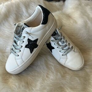 Vintage Havana white and black sequin star